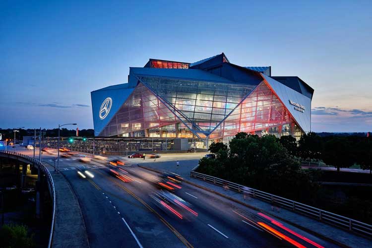 Mercedes-Benz Stadium Implementing Cashless Transaction Model - Football  Stadium Digest